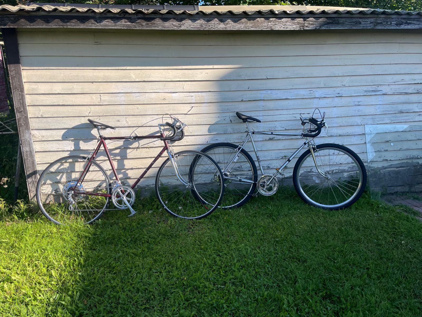 The Crimson Classic and Silver Ghost